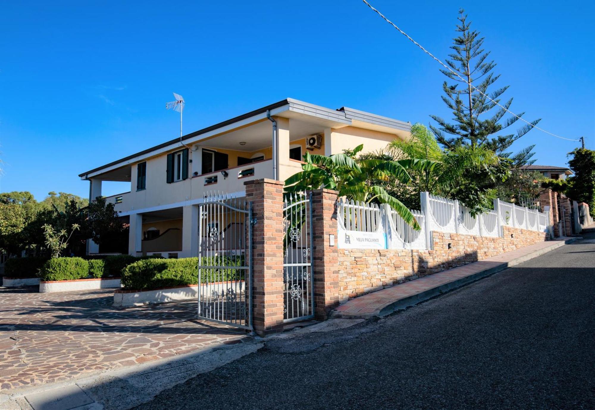 Villa Paglianiti - Your FAMILY Residence! Briatico Chambre photo